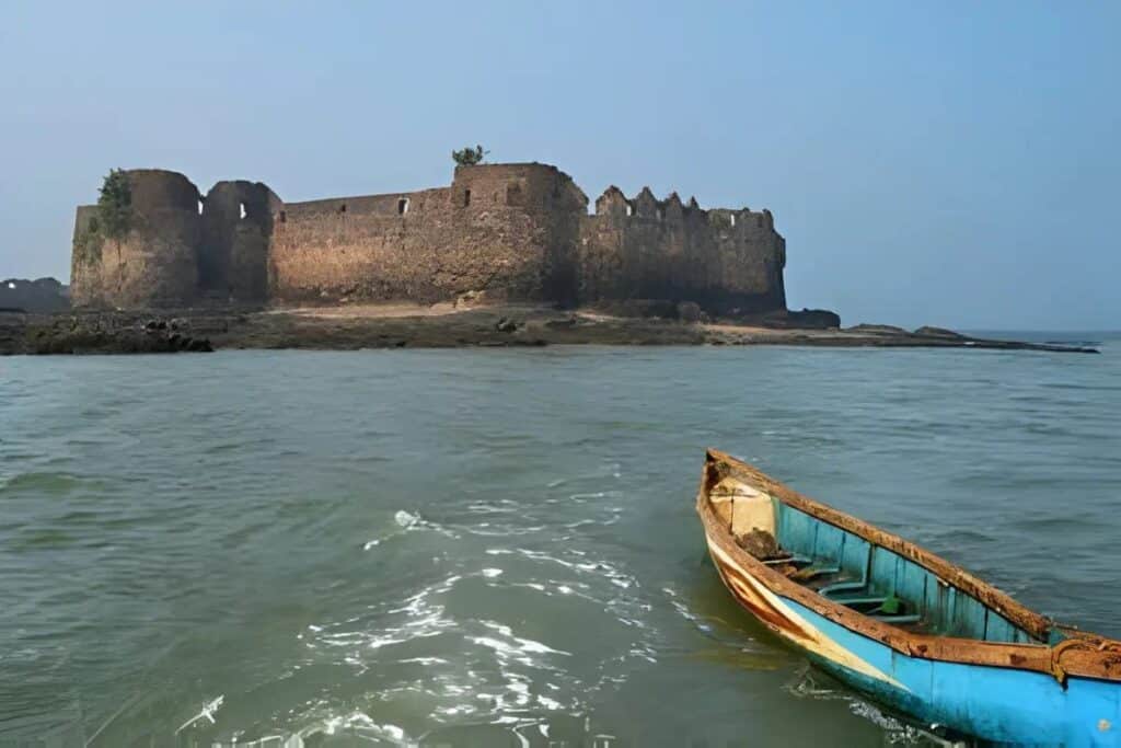 Padmadurg Fort History