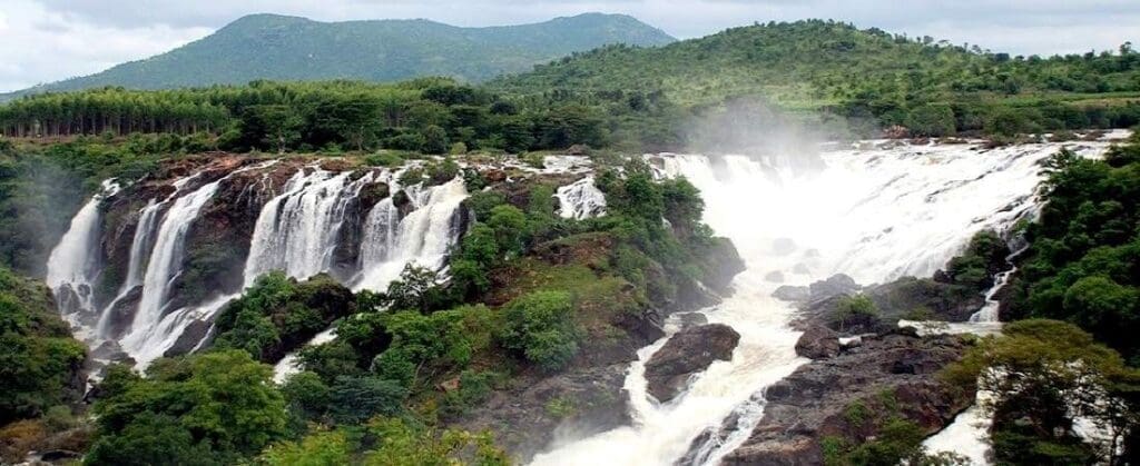 Shivanasamudra Falls from Bangalore