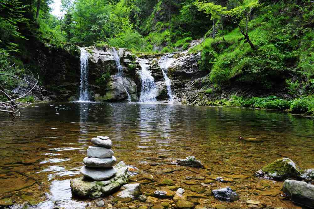 Jogini Waterfall Trek